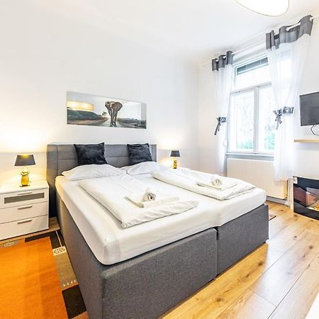 Christiano Apartments - Villa Schoenbrunn Wien Ngoại thất bức ảnh
